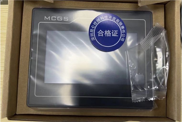 東莞昆侖通態4.3寸觸摸屏TPC4023EI